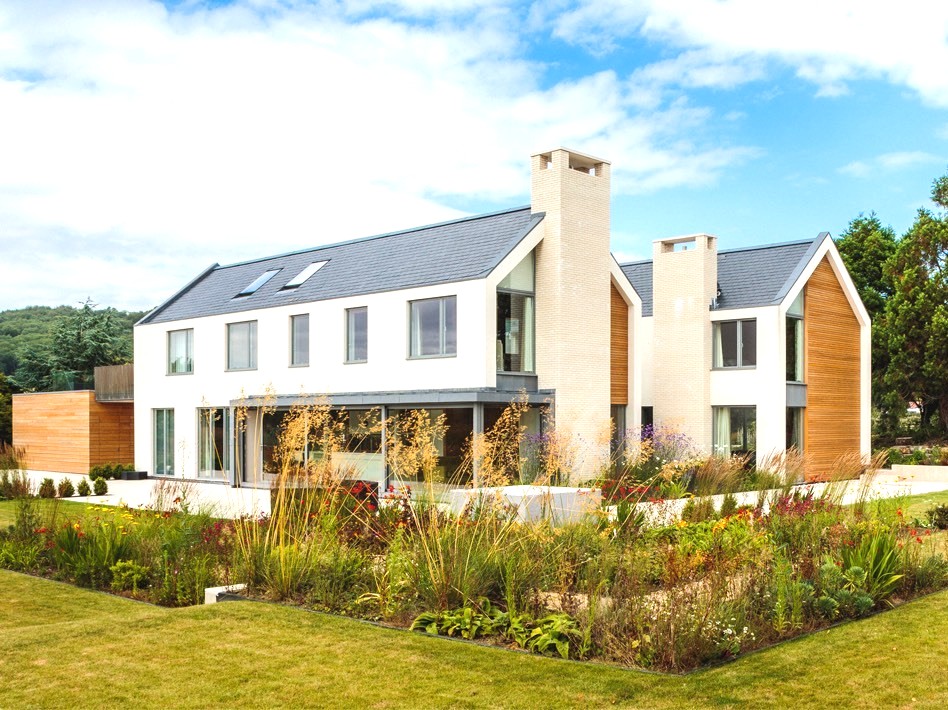 CONTEMPORARY COUNTRY GARDEN, TICKENHAM